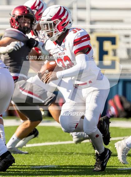 Thumbnail 3 in JSerra Catholic vs. Milton (Trinity League vs. USA Showcase) photogallery.