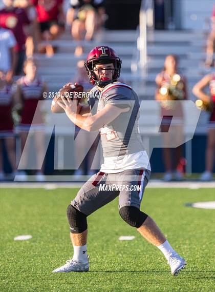 Thumbnail 1 in JSerra Catholic vs. Milton (Trinity League vs. USA Showcase) photogallery.