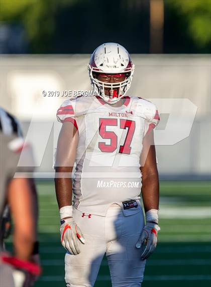 Thumbnail 3 in JSerra Catholic vs. Milton (Trinity League vs. USA Showcase) photogallery.