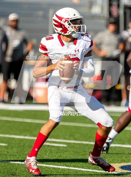 Thumbnail 1 in JSerra Catholic vs. Milton (Trinity League vs. USA Showcase) photogallery.
