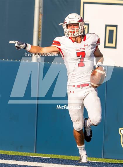 Thumbnail 2 in JSerra Catholic vs. Milton (Trinity League vs. USA Showcase) photogallery.