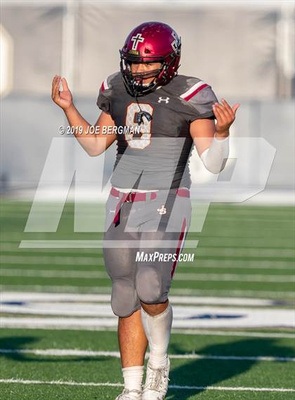 Thumbnail 1 in JSerra Catholic vs. Milton (Trinity League vs. USA Showcase) photogallery.