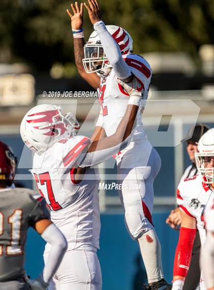 Thumbnail 1 in JSerra Catholic vs. Milton (Trinity League vs. USA Showcase) photogallery.