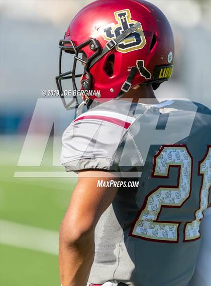 Thumbnail 3 in JSerra Catholic vs. Milton (Trinity League vs. USA Showcase) photogallery.