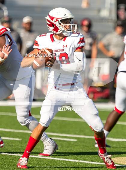 Thumbnail 3 in JSerra Catholic vs. Milton (Trinity League vs. USA Showcase) photogallery.