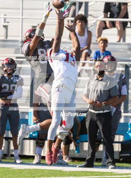 Thumbnail 3 in JSerra Catholic vs. Milton (Trinity League vs. USA Showcase) photogallery.