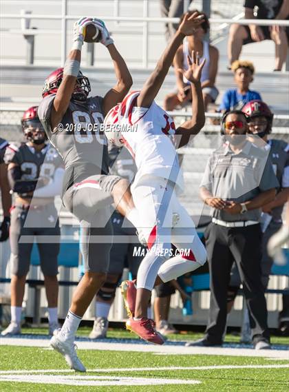 Thumbnail 2 in JSerra Catholic vs. Milton (Trinity League vs. USA Showcase) photogallery.