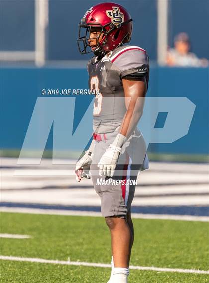 Thumbnail 1 in JSerra Catholic vs. Milton (Trinity League vs. USA Showcase) photogallery.