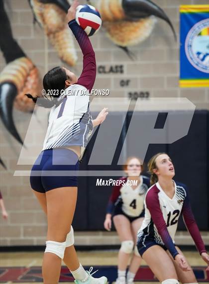 Thumbnail 2 in ThunderRidge vs Dakota Ridge (Dakota Ridge Varsity Tournament) photogallery.