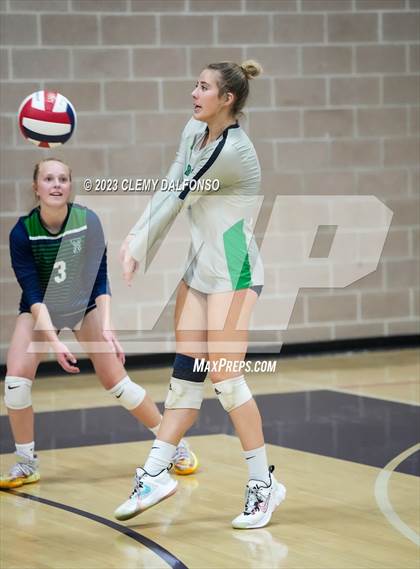 Thumbnail 1 in ThunderRidge vs Dakota Ridge (Dakota Ridge Varsity Tournament) photogallery.