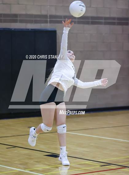 Thumbnail 3 in Caurus Academy vs Ridgeline Academy photogallery.