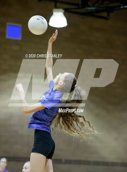 Thumbnail 3 in Caurus Academy vs Ridgeline Academy photogallery.