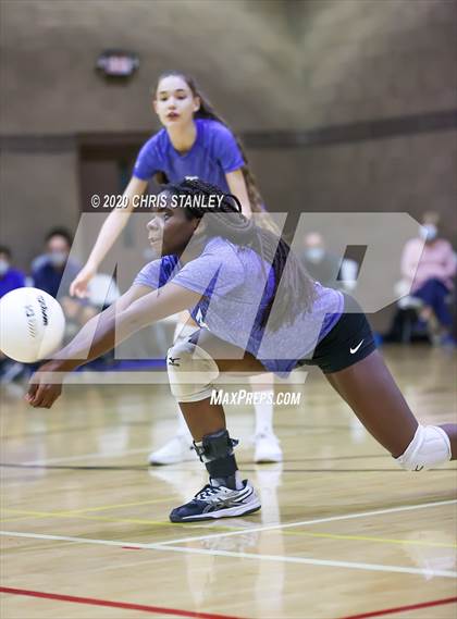 Thumbnail 1 in Caurus Academy vs Ridgeline Academy photogallery.
