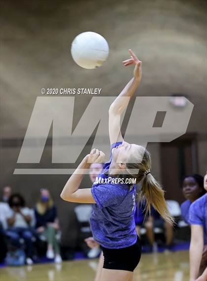 Thumbnail 3 in Caurus Academy vs Ridgeline Academy photogallery.