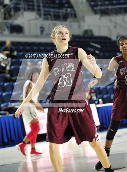 Thumbnail 1 in Bellaire vs. Cy-Fair (UIL 6A Bi-District Playoff) photogallery.
