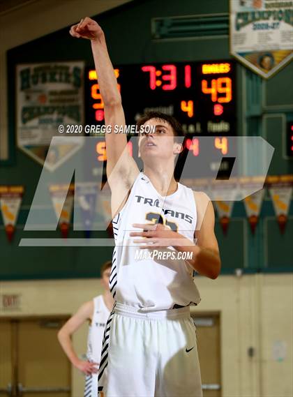 Thumbnail 2 in Oak Ridge vs College Park (Adidas Challenge) photogallery.