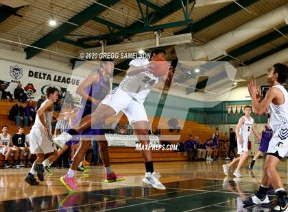 Thumbnail 2 in Oak Ridge vs College Park (Adidas Challenge) photogallery.