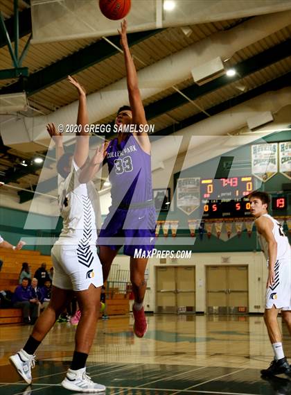 Thumbnail 2 in Oak Ridge vs College Park (Adidas Challenge) photogallery.