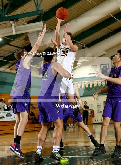Thumbnail 3 in Oak Ridge vs College Park (Adidas Challenge) photogallery.