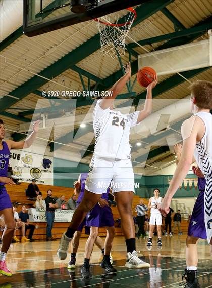 Thumbnail 3 in Oak Ridge vs College Park (Adidas Challenge) photogallery.