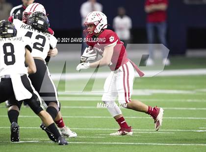 Thumbnail 1 in Glen Rose vs. Pleasant Grove (UIL 4A D2 Area Playoff) photogallery.
