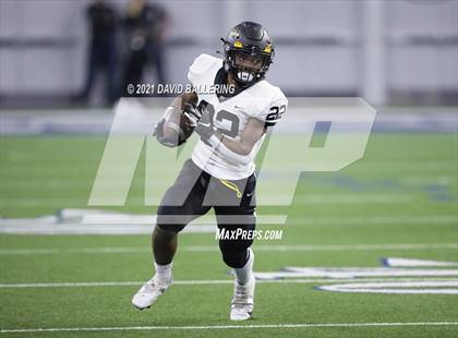 Thumbnail 2 in Glen Rose vs. Pleasant Grove (UIL 4A D2 Area Playoff) photogallery.