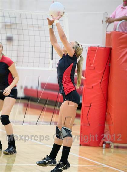 Thumbnail 3 in Calvary Christian @ Northeast photogallery.