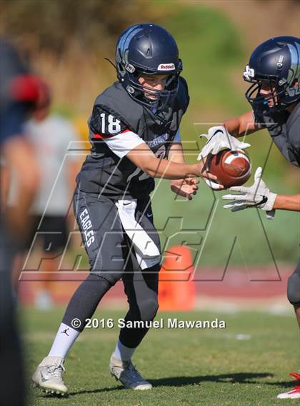 Thumbnail 3 in Brentwood School vs St. Monica photogallery.