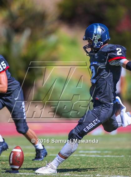 Thumbnail 3 in Brentwood School vs St. Monica photogallery.