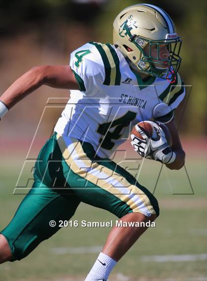 Thumbnail 2 in Brentwood School vs St. Monica photogallery.