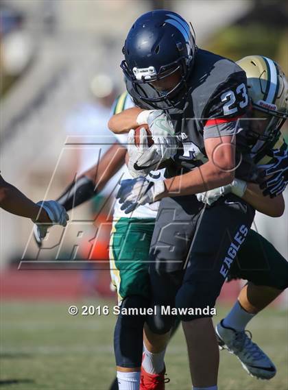 Thumbnail 3 in Brentwood School vs St. Monica photogallery.