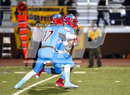 Thumbnail 1 in Stephenville vs. Hirschi (UIL 4A Division 1 Regional Final) photogallery.