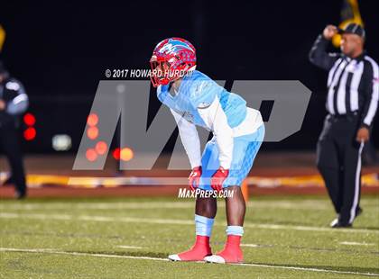 Thumbnail 1 in Stephenville vs. Hirschi (UIL 4A Division 1 Regional Final) photogallery.