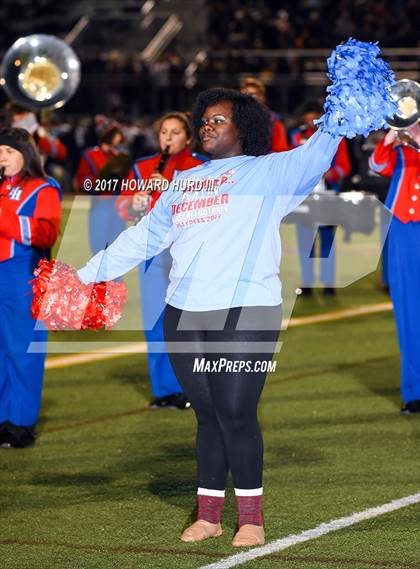 Thumbnail 1 in Stephenville vs. Hirschi (UIL 4A Division 1 Regional Final) photogallery.