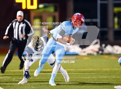 Thumbnail 1 in Stephenville vs. Hirschi (UIL 4A Division 1 Regional Final) photogallery.