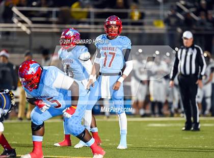 Thumbnail 3 in Stephenville vs. Hirschi (UIL 4A Division 1 Regional Final) photogallery.