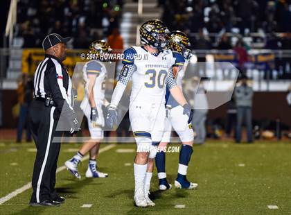 Thumbnail 3 in Stephenville vs. Hirschi (UIL 4A Division 1 Regional Final) photogallery.