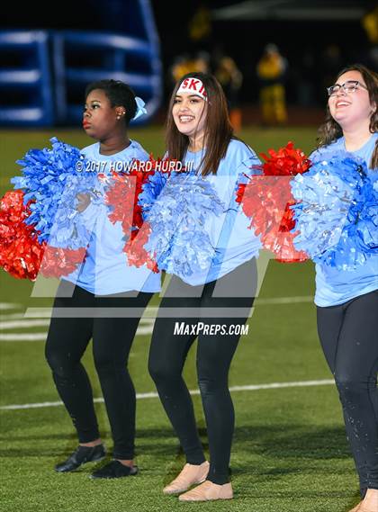 Thumbnail 1 in Stephenville vs. Hirschi (UIL 4A Division 1 Regional Final) photogallery.