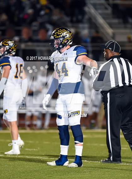 Thumbnail 1 in Stephenville vs. Hirschi (UIL 4A Division 1 Regional Final) photogallery.