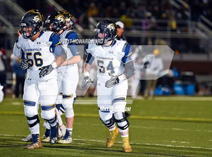 Thumbnail 1 in Stephenville vs. Hirschi (UIL 4A Division 1 Regional Final) photogallery.