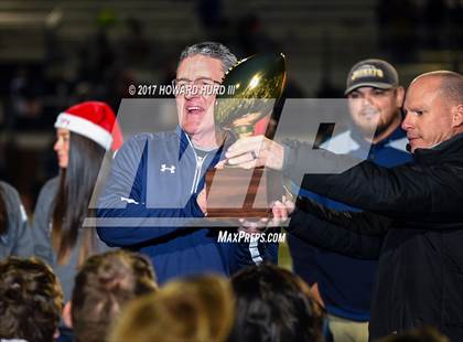 Thumbnail 2 in Stephenville vs. Hirschi (UIL 4A Division 1 Regional Final) photogallery.