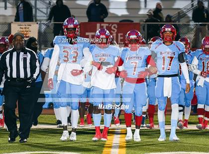 Thumbnail 3 in Stephenville vs. Hirschi (UIL 4A Division 1 Regional Final) photogallery.