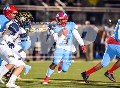 Thumbnail 1 in Stephenville vs. Hirschi (UIL 4A Division 1 Regional Final) photogallery.