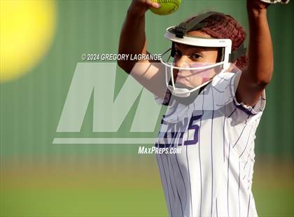 Thumbnail 2 in Timber Creek vs Southlake Carroll (UIL 6A Softball Regional Quarterfinals Game 3) photogallery.