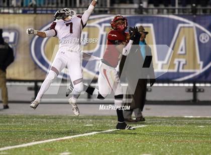 Thumbnail 1 in Penn Hills vs. Manheim Central (PIAA 5A Championship) photogallery.