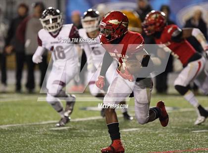 Thumbnail 2 in Penn Hills vs. Manheim Central (PIAA 5A Championship) photogallery.