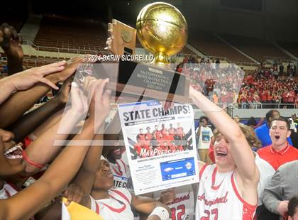 Thumbnail 2 in Ironwood vs Casteel (AIA 5A Final Awards) photogallery.