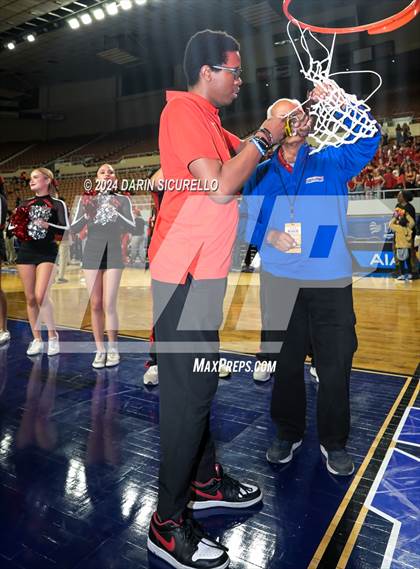Thumbnail 1 in Ironwood vs Casteel (AIA 5A Final Awards) photogallery.