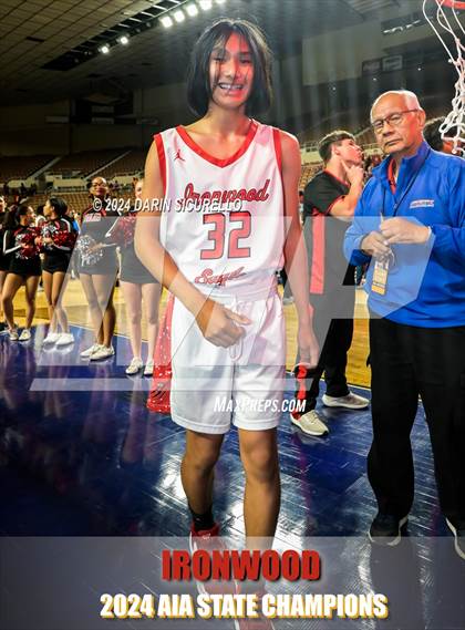 Thumbnail 2 in Ironwood vs Casteel (AIA 5A Final Awards) photogallery.