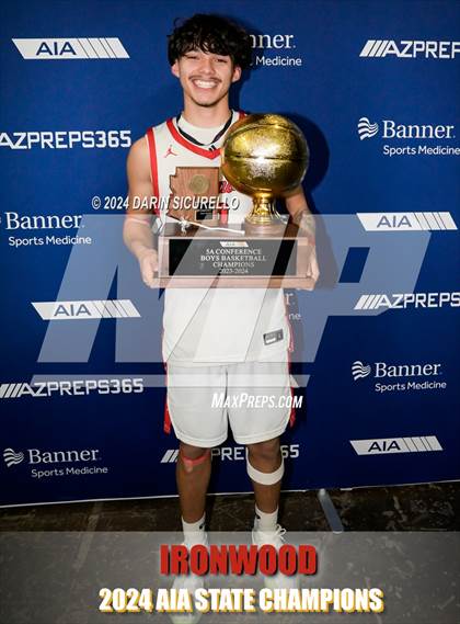 Thumbnail 1 in Ironwood vs Casteel (AIA 5A Final Awards) photogallery.